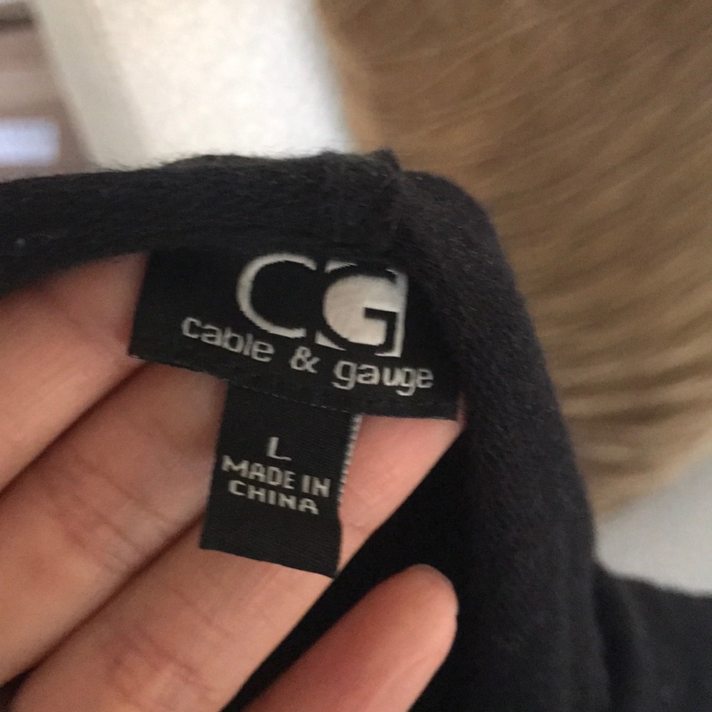 Long, Black sleeveless zip up hoodie. - Picture 2 of 2